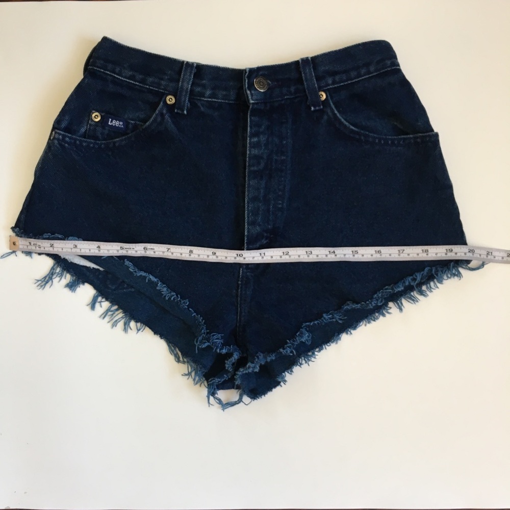 Vintage Lee High Waist riveted jean shorts blue 6 - Picture 7 of 8